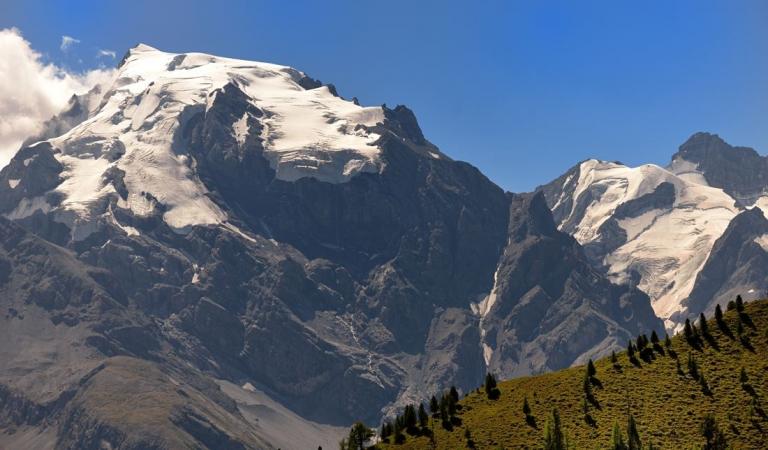 Blick vom Standort zum „König Ortler“ er ist der höchste Berg Südtirols